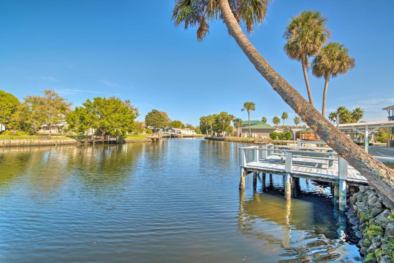 Retreat On The River With Boat Dock, Porch, And Grill! Хомосасса Экстерьер фото