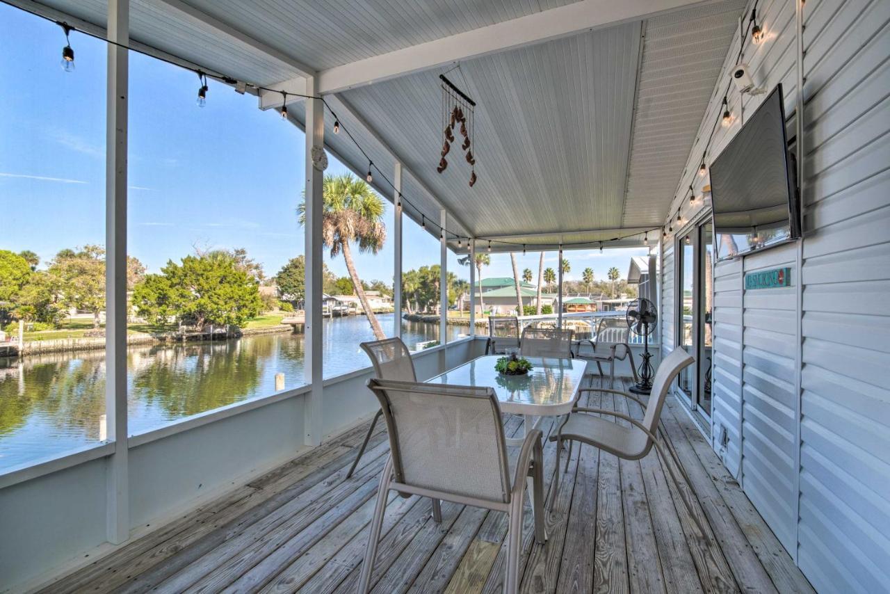 Retreat On The River With Boat Dock, Porch, And Grill! Хомосасса Экстерьер фото